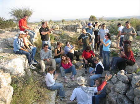סדנת היחלצות ממערות מסתור ברוח המכבים